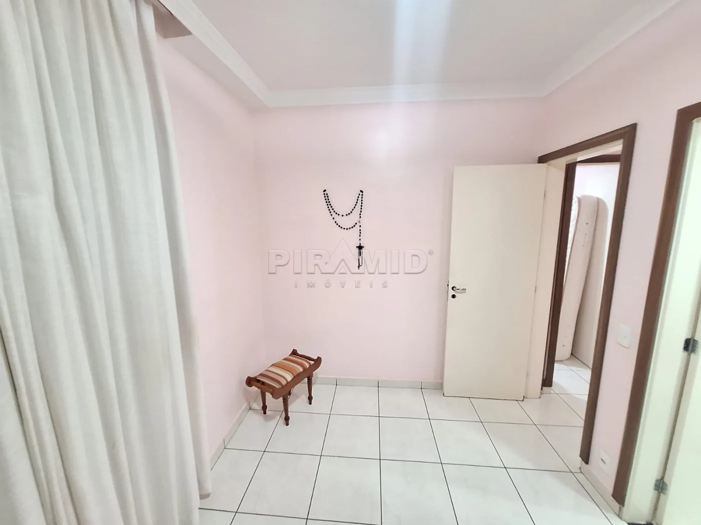 Alugar Apartamento / Padr&atilde;o em Ribeir&atilde;o Preto R$ 1.700,00 - Foto 12