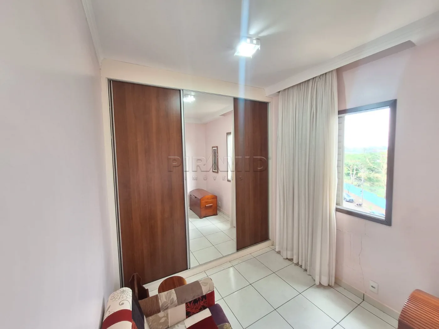 Alugar Apartamento / Padr&atilde;o em Ribeir&atilde;o Preto R$ 1.700,00 - Foto 15