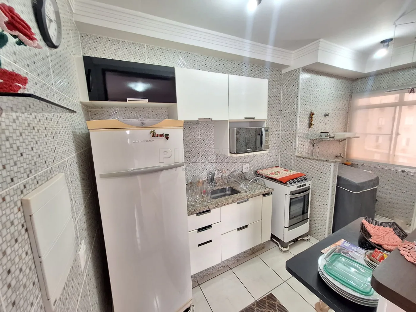 Alugar Apartamento / Padr&atilde;o em Ribeir&atilde;o Preto R$ 1.700,00 - Foto 17