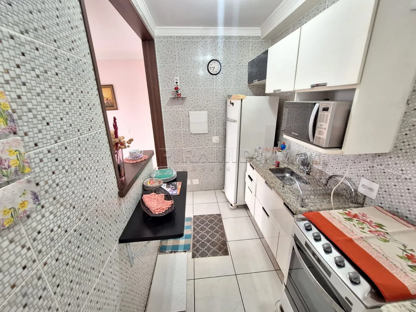 Alugar Apartamento / Padr&atilde;o em Ribeir&atilde;o Preto R$ 1.700,00 - Foto 18