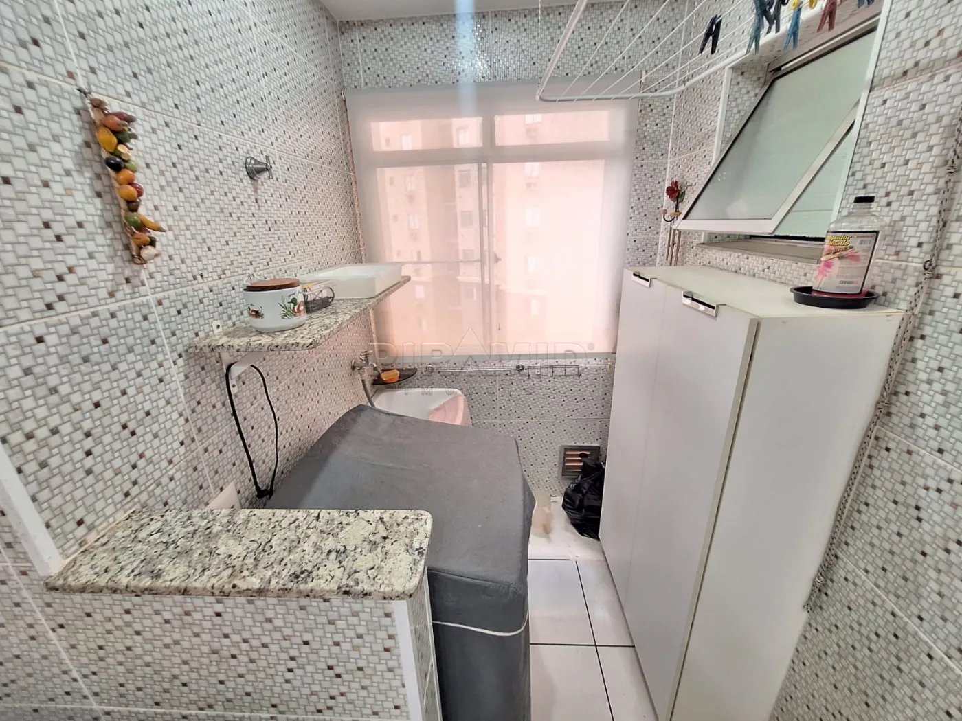 Alugar Apartamento / Padr&atilde;o em Ribeir&atilde;o Preto R$ 1.700,00 - Foto 19