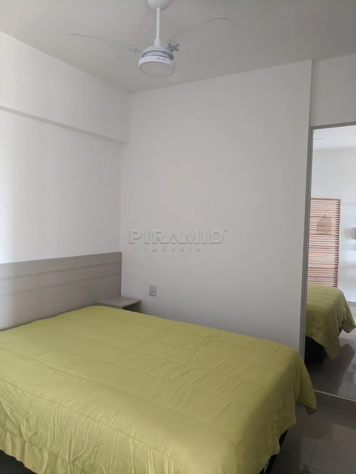 Alugar Apartamento / Padr&atilde;o em Ribeir&atilde;o Preto R$ 2.300,00 - Foto 4