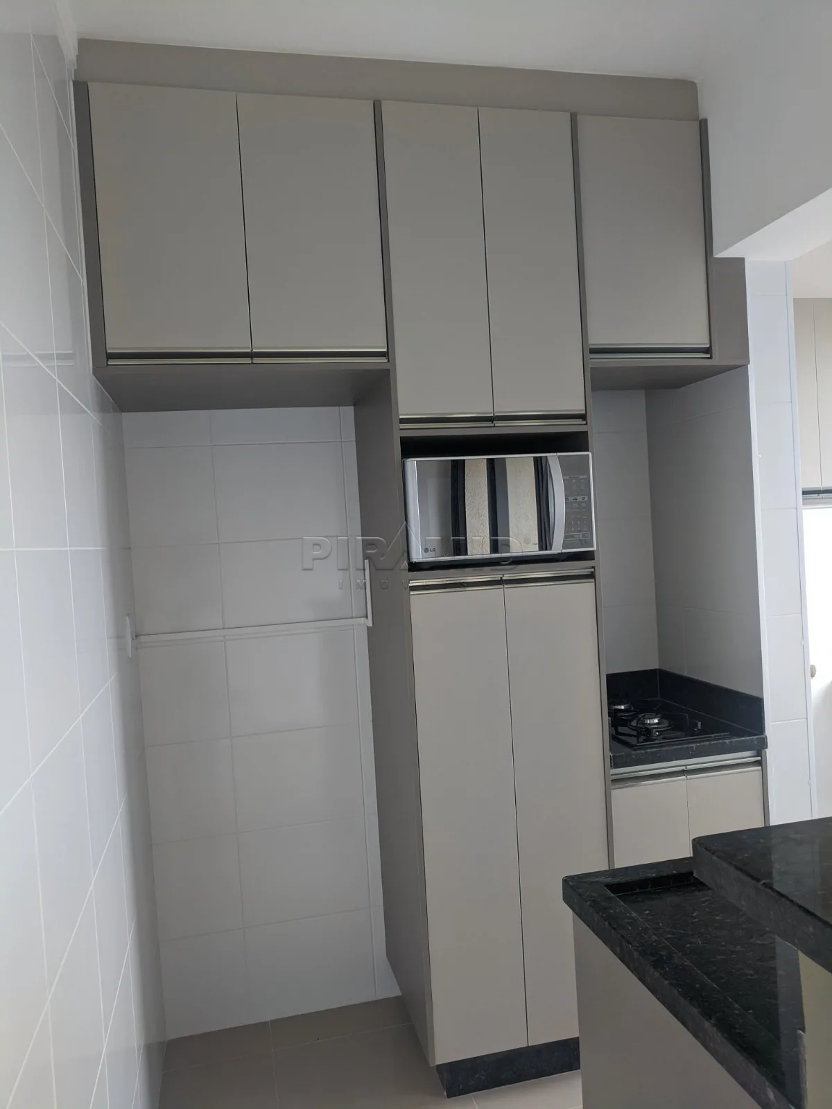 Alugar Apartamento / Padr&atilde;o em Ribeir&atilde;o Preto R$ 2.300,00 - Foto 15