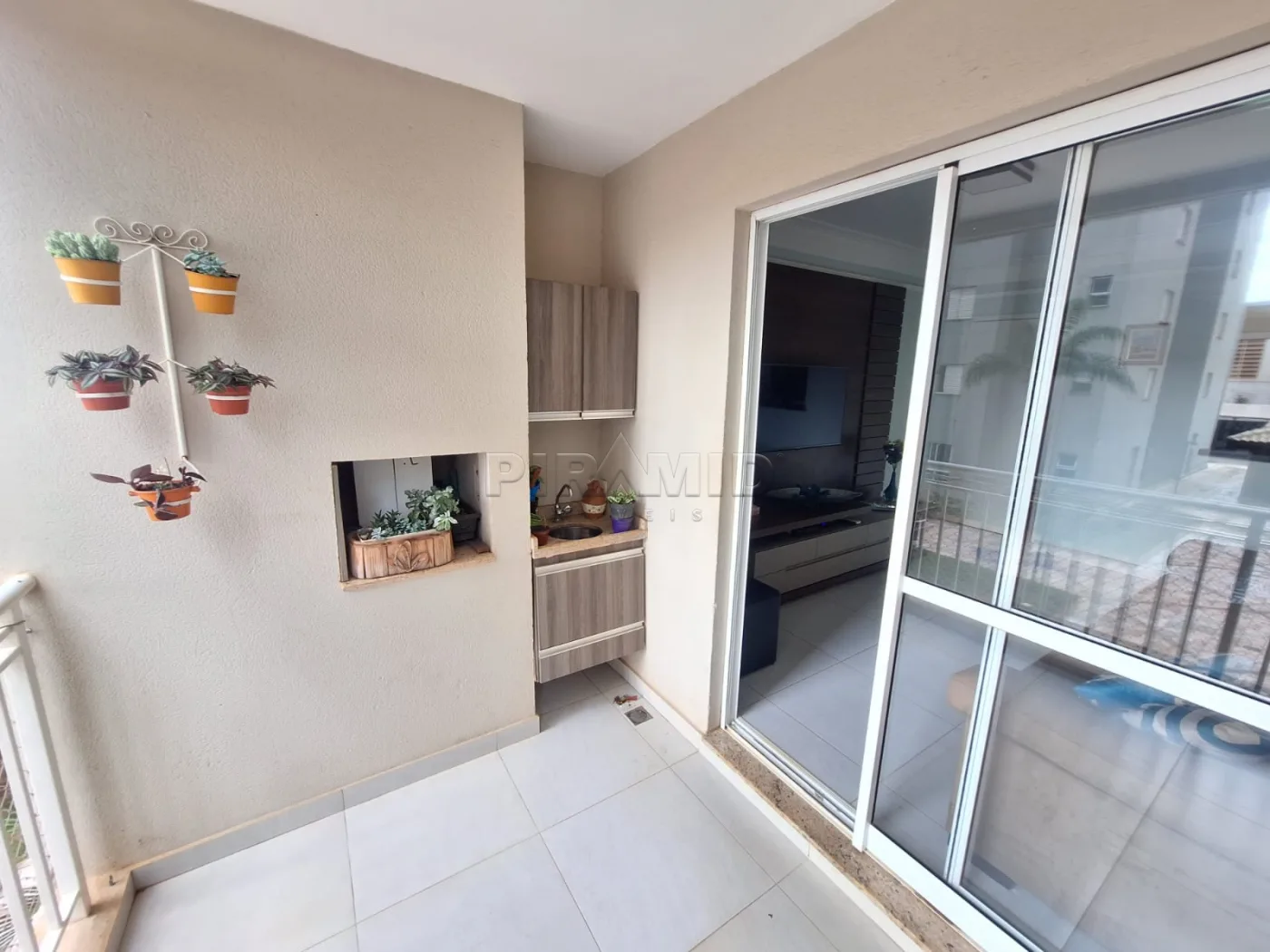 Comprar Apartamento / Padr&atilde;o em Ribeir&atilde;o Preto R$ 550.000,00 - Foto 6