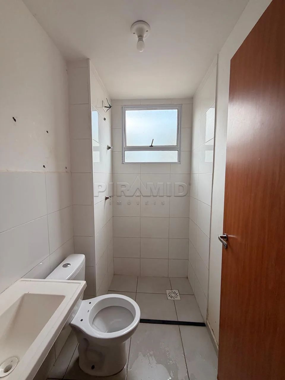 Alugar Apartamento / Padr&atilde;o em Ribeir&atilde;o Preto R$ 1.150,00 - Foto 8