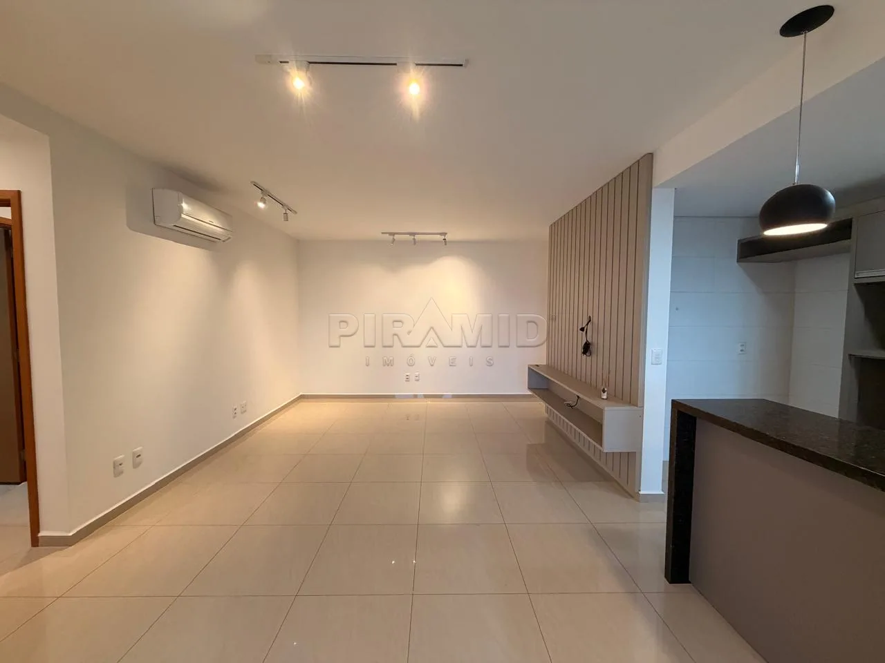 Alugar Apartamento / Padr&atilde;o em Ribeir&atilde;o Preto R$ 4.500,00 - Foto 5
