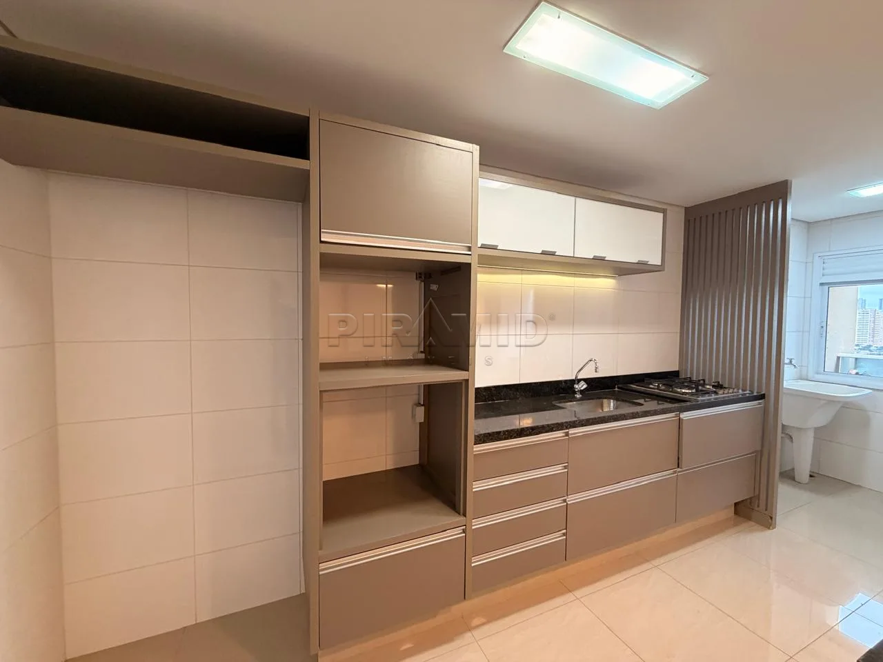 Alugar Apartamento / Padr&atilde;o em Ribeir&atilde;o Preto R$ 4.500,00 - Foto 10