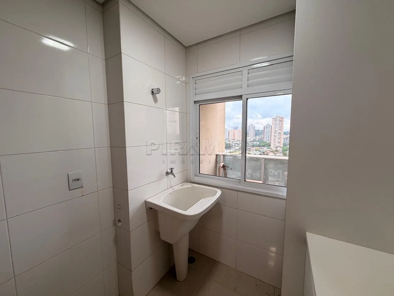 Alugar Apartamento / Padr&atilde;o em Ribeir&atilde;o Preto R$ 4.500,00 - Foto 14