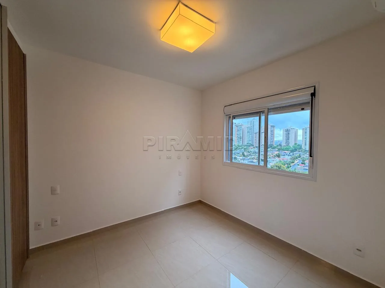 Alugar Apartamento / Padr&atilde;o em Ribeir&atilde;o Preto R$ 4.500,00 - Foto 17