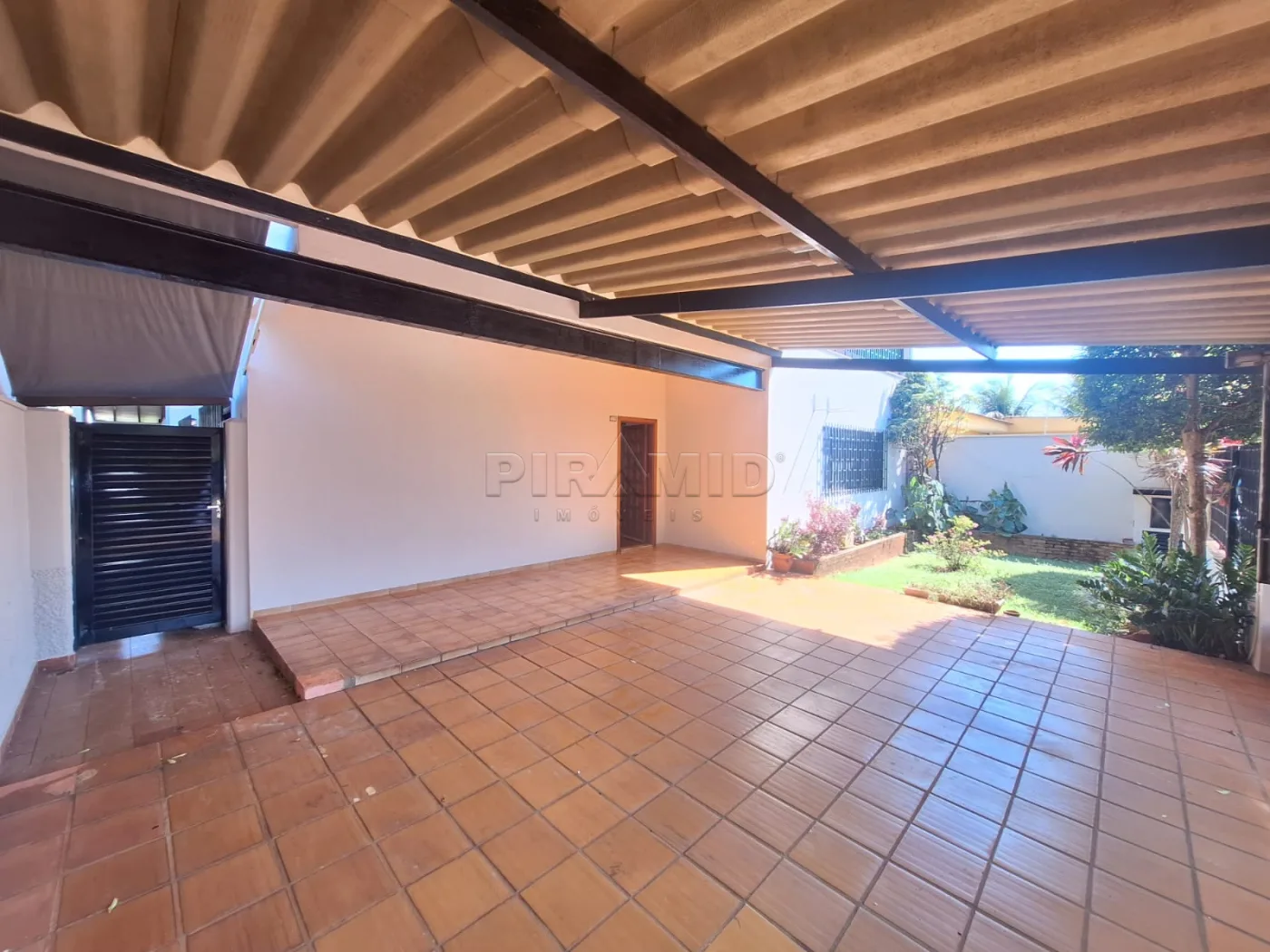 Alugar Casa / Padr&atilde;o em Ribeir&atilde;o Preto R$ 5.000,00 - Foto 1