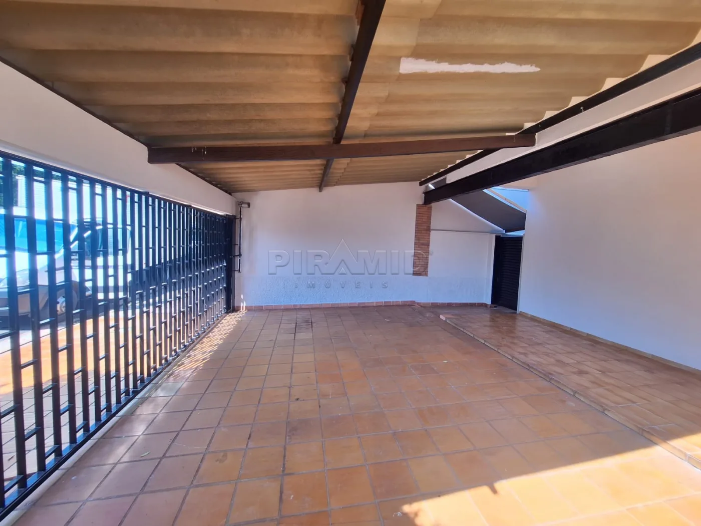 Alugar Casa / Padr&atilde;o em Ribeir&atilde;o Preto R$ 5.000,00 - Foto 3