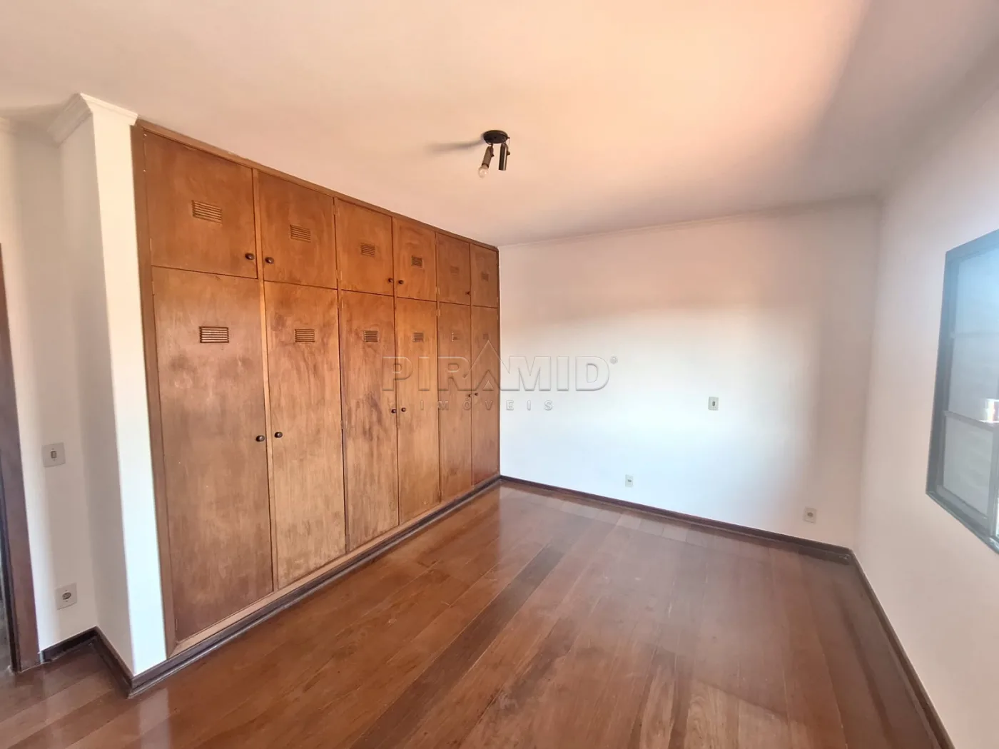 Alugar Casa / Padr&atilde;o em Ribeir&atilde;o Preto R$ 5.000,00 - Foto 40