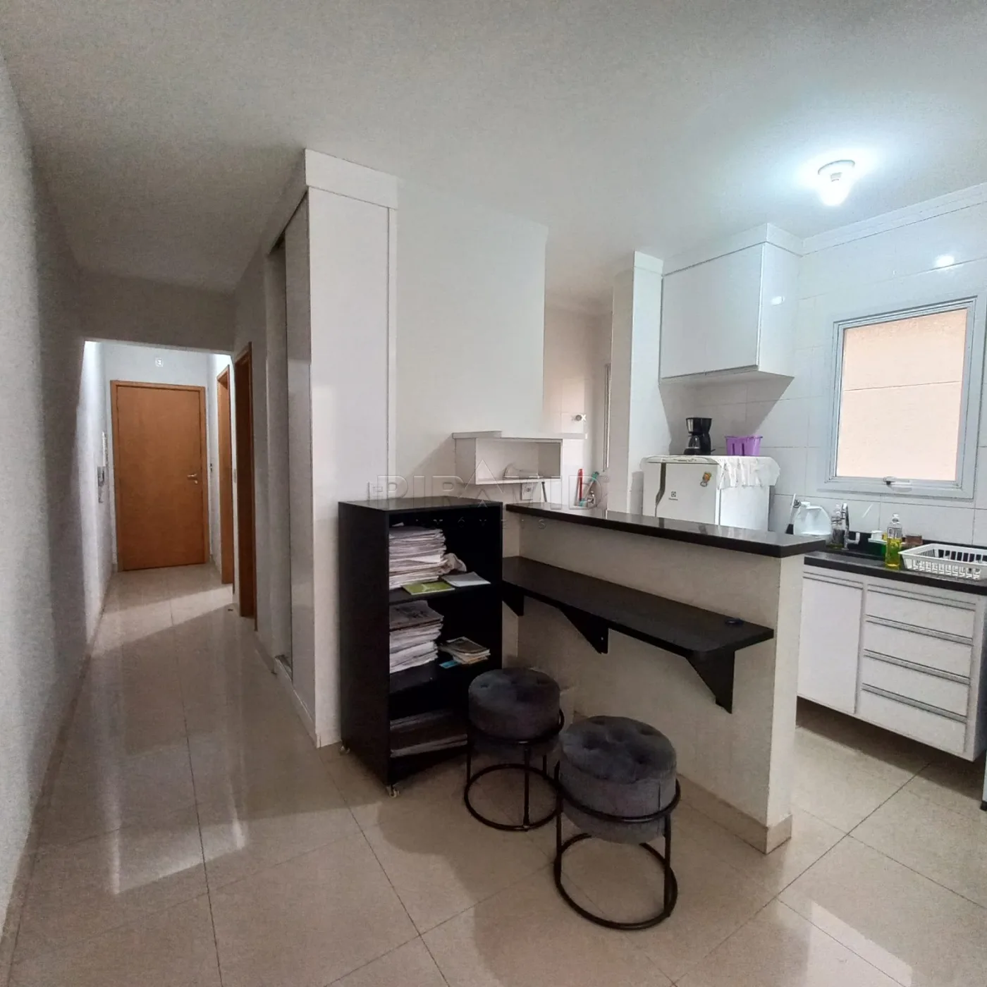 Alugar Apartamento / Padr&atilde;o em Ribeir&atilde;o Preto R$ 1.700,00 - Foto 4