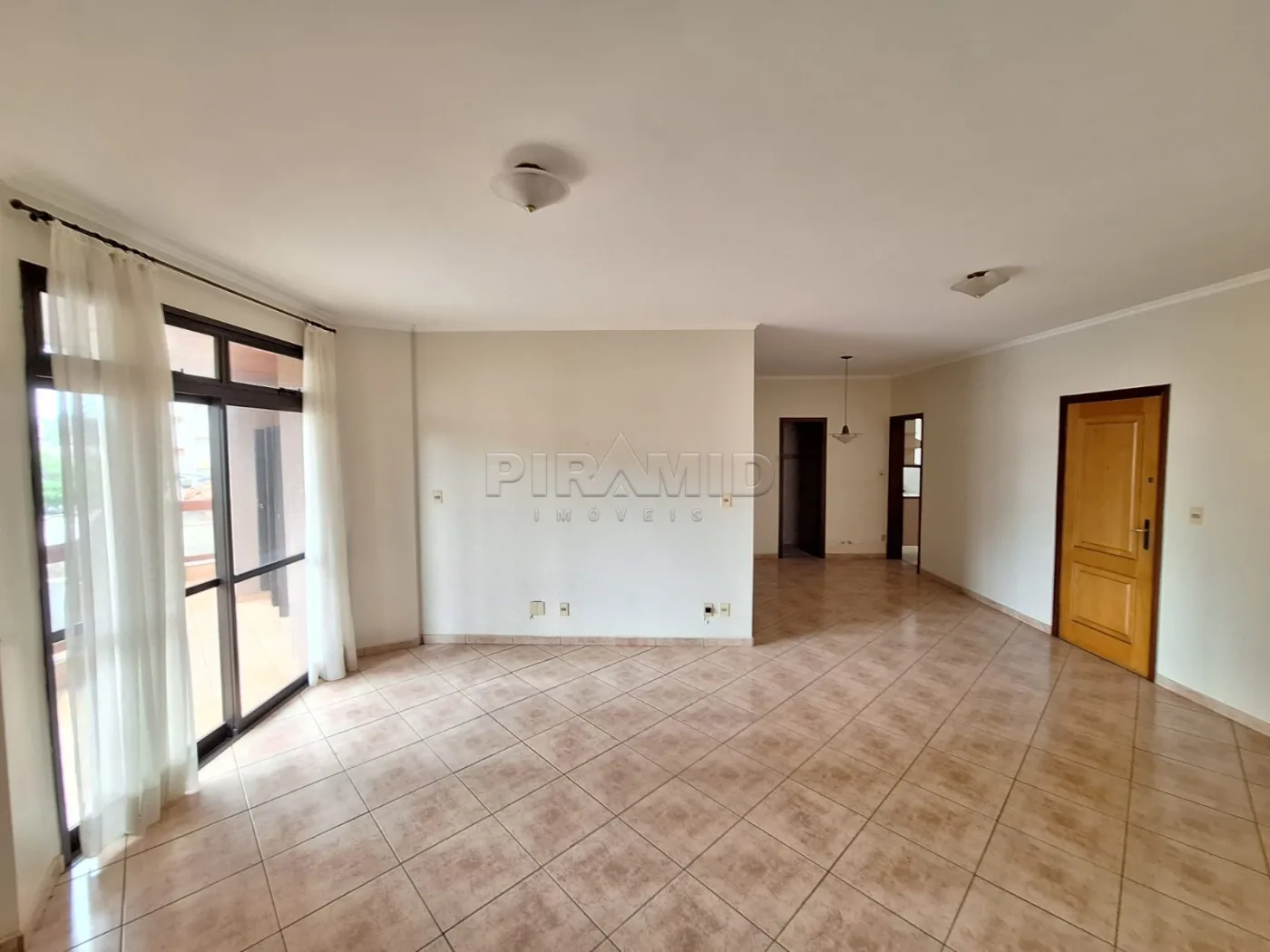 Comprar Apartamento / Padr&atilde;o em Ribeir&atilde;o Preto R$ 380.000,00 - Foto 2