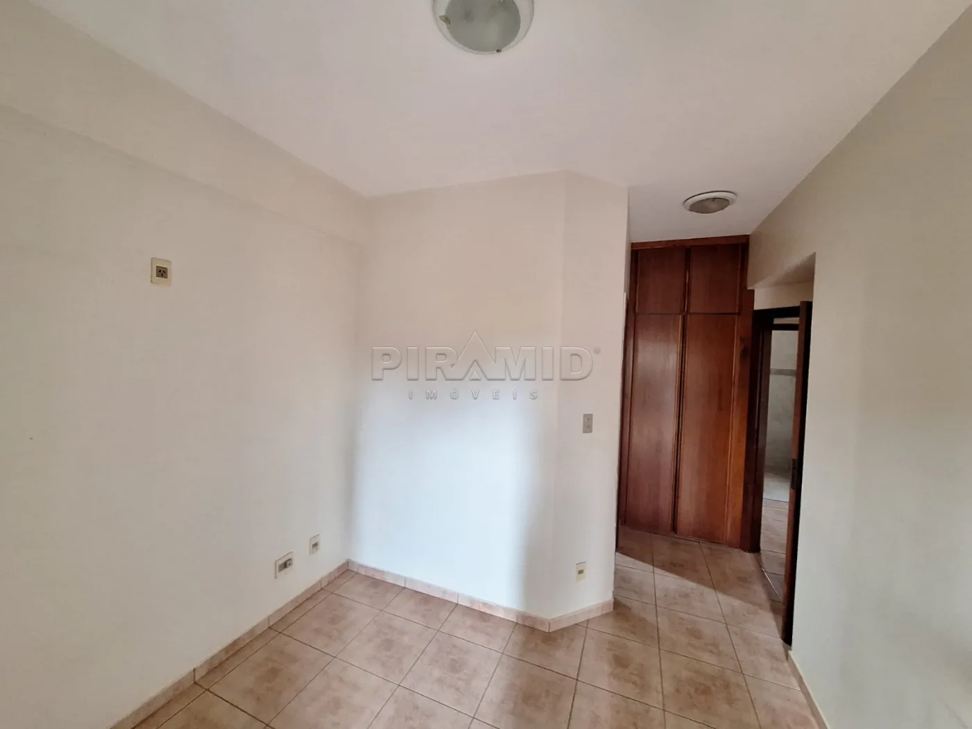 Comprar Apartamento / Padr&atilde;o em Ribeir&atilde;o Preto R$ 380.000,00 - Foto 12