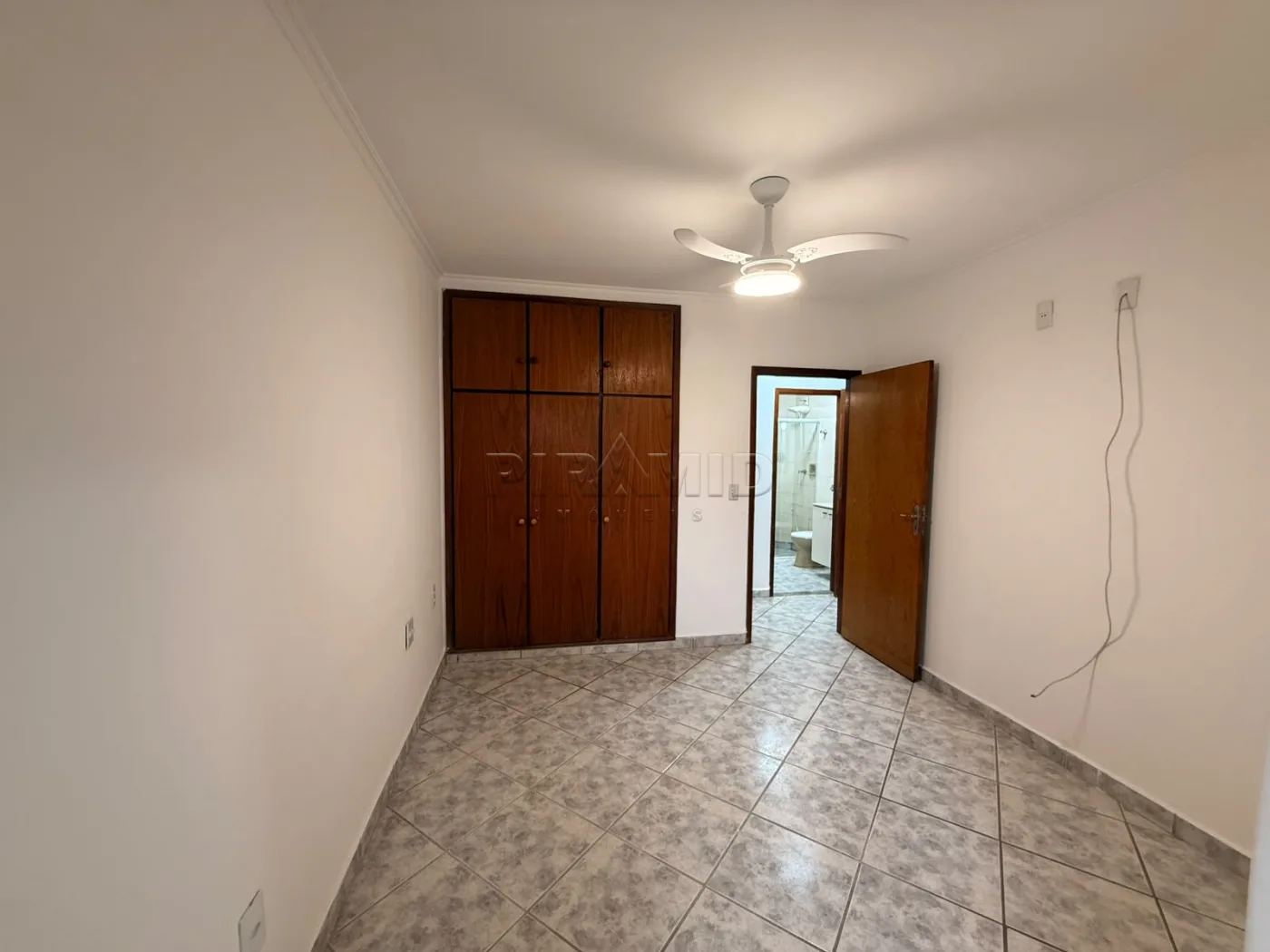 Alugar Apartamento / Padr&atilde;o em Ribeir&atilde;o Preto R$ 2.100,00 - Foto 7