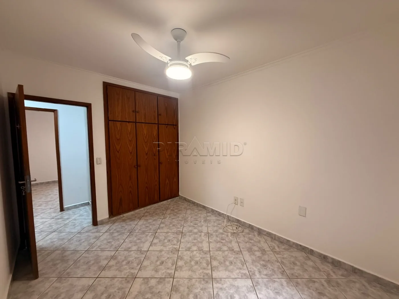 Alugar Apartamento / Padr&atilde;o em Ribeir&atilde;o Preto R$ 2.100,00 - Foto 10