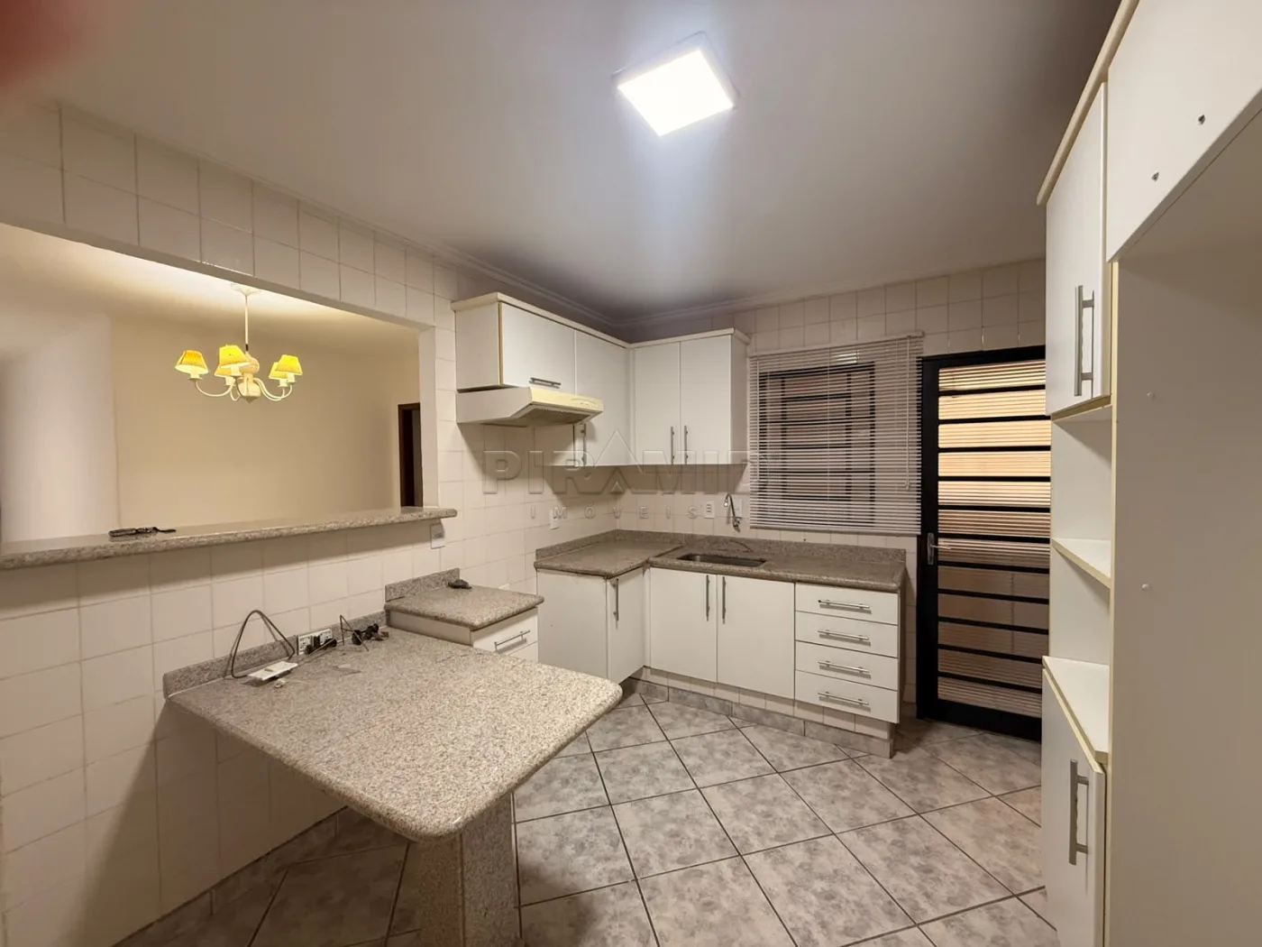 Alugar Apartamento / Padr&atilde;o em Ribeir&atilde;o Preto R$ 2.100,00 - Foto 15