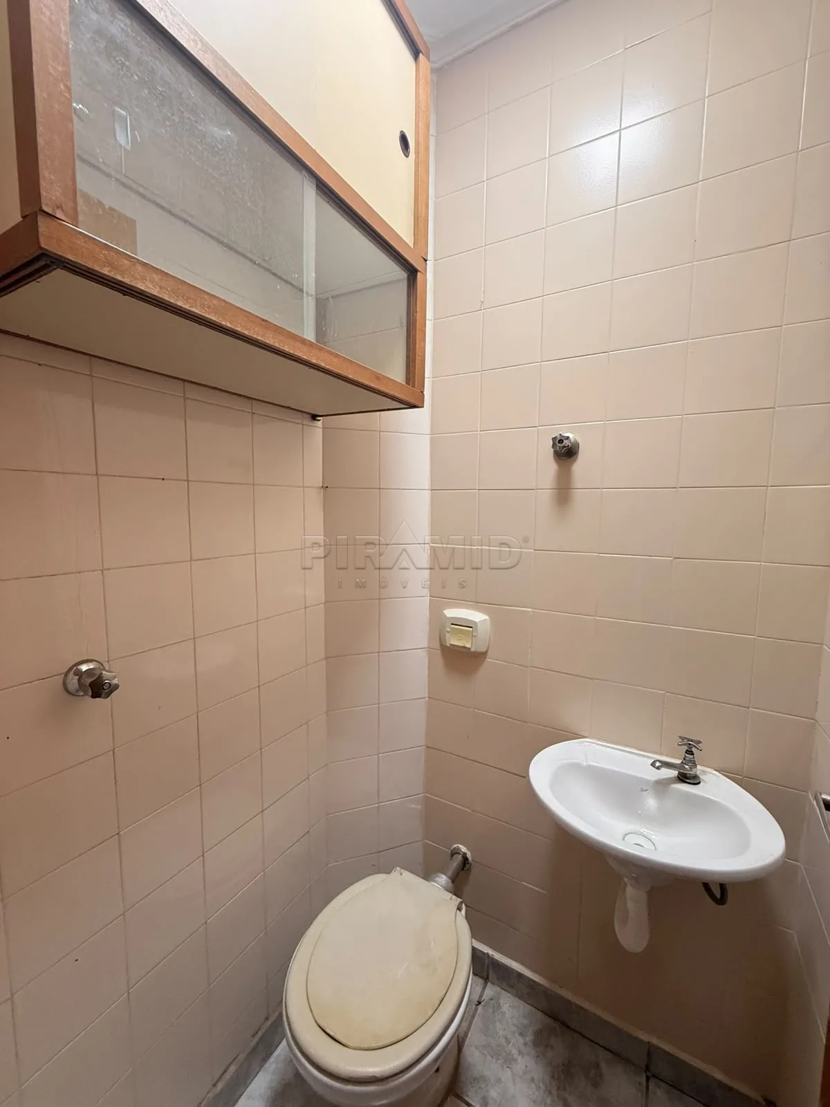 Alugar Apartamento / Padr&atilde;o em Ribeir&atilde;o Preto R$ 2.100,00 - Foto 17