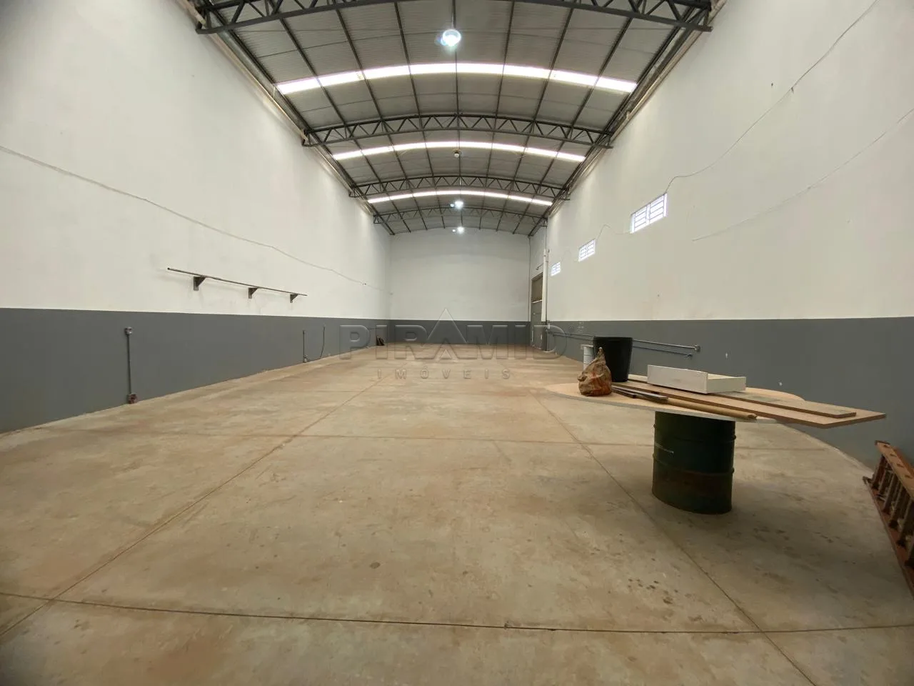Alugar Comercial / Sal&atilde;o em Ribeir&atilde;o Preto R$ 5.500,00 - Foto 2