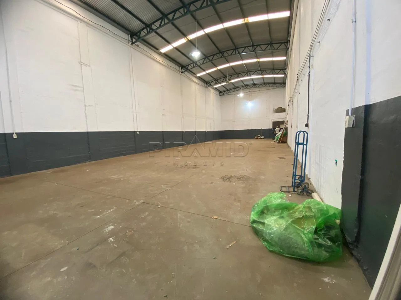 Alugar Comercial / Sal&atilde;o em Ribeir&atilde;o Preto R$ 5.500,00 - Foto 4