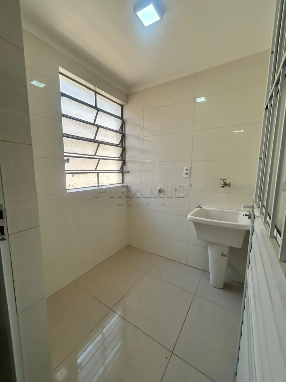 Comprar Apartamento / Padr&atilde;o em Ribeir&atilde;o Preto R$ 185.000,00 - Foto 8