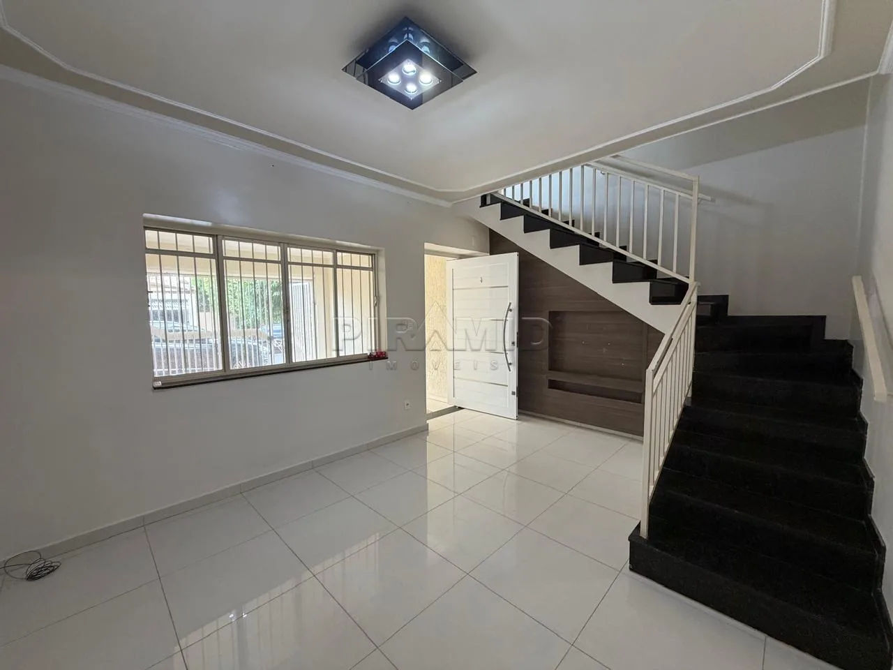 Comprar Casa / Padr&atilde;o em Ribeir&atilde;o Preto R$ 499.000,00 - Foto 4