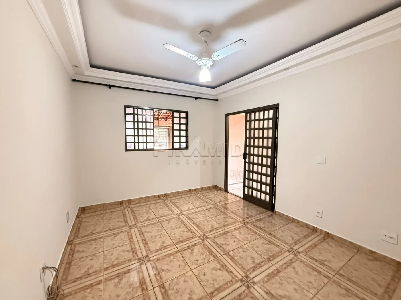 Alugar Casa / Padr&atilde;o em Ribeir&atilde;o Preto R$ 2.500,00 - Foto 5