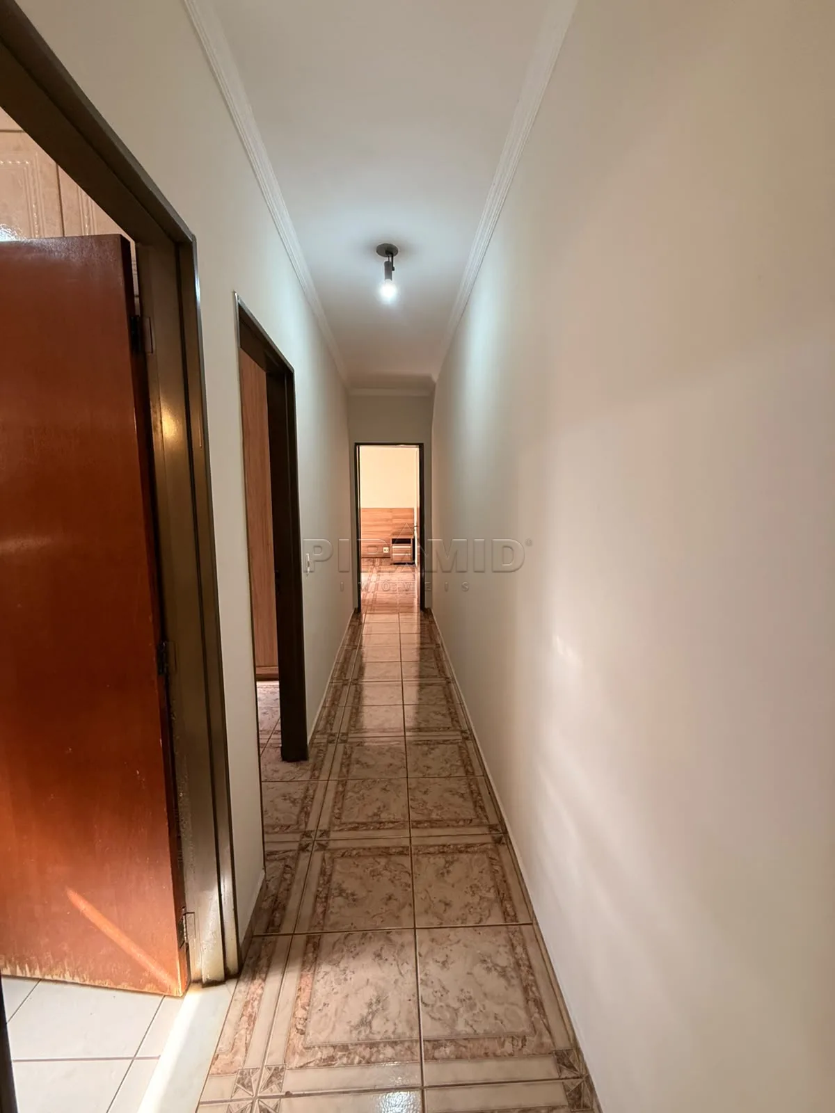 Alugar Casa / Padr&atilde;o em Ribeir&atilde;o Preto R$ 2.500,00 - Foto 7