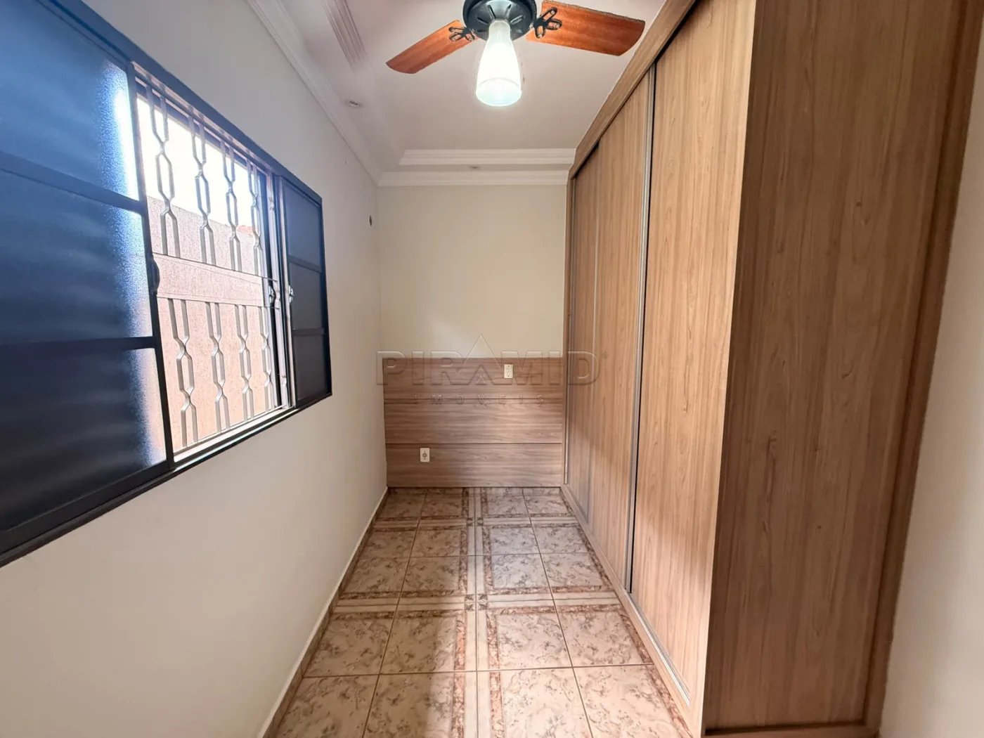 Alugar Casa / Padr&atilde;o em Ribeir&atilde;o Preto R$ 2.500,00 - Foto 10