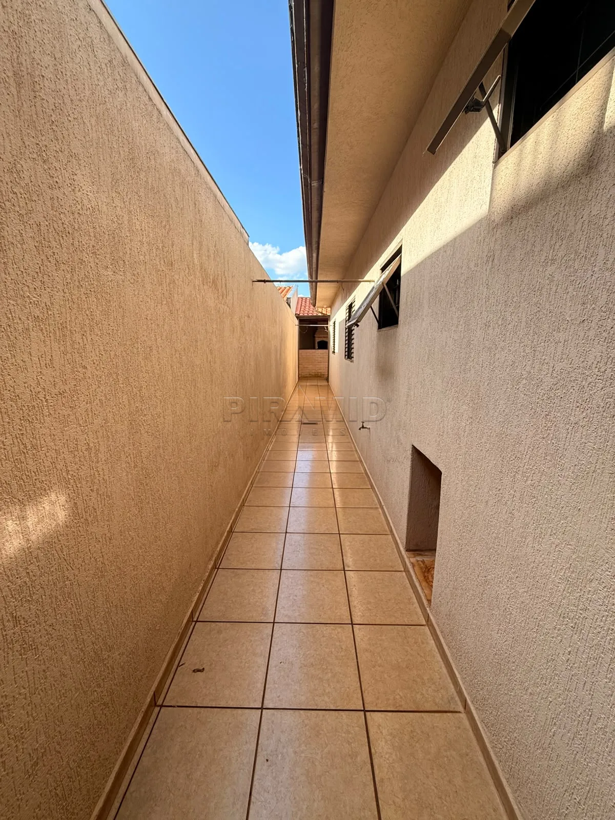 Alugar Casa / Padr&atilde;o em Ribeir&atilde;o Preto R$ 2.500,00 - Foto 24