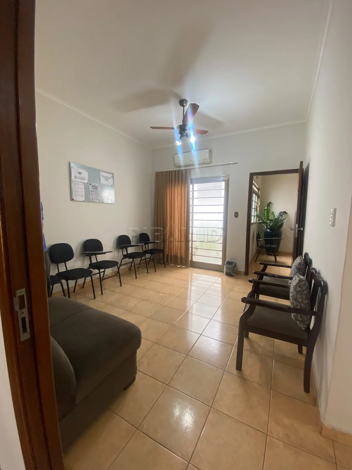 Alugar Comercial / Casa em Ribeir&atilde;o Preto R$ 3.800,00 - Foto 8