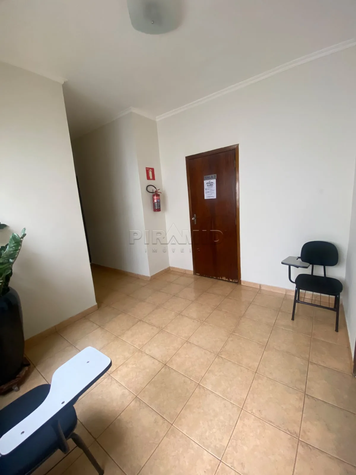 Alugar Comercial / Casa em Ribeir&atilde;o Preto R$ 3.800,00 - Foto 7