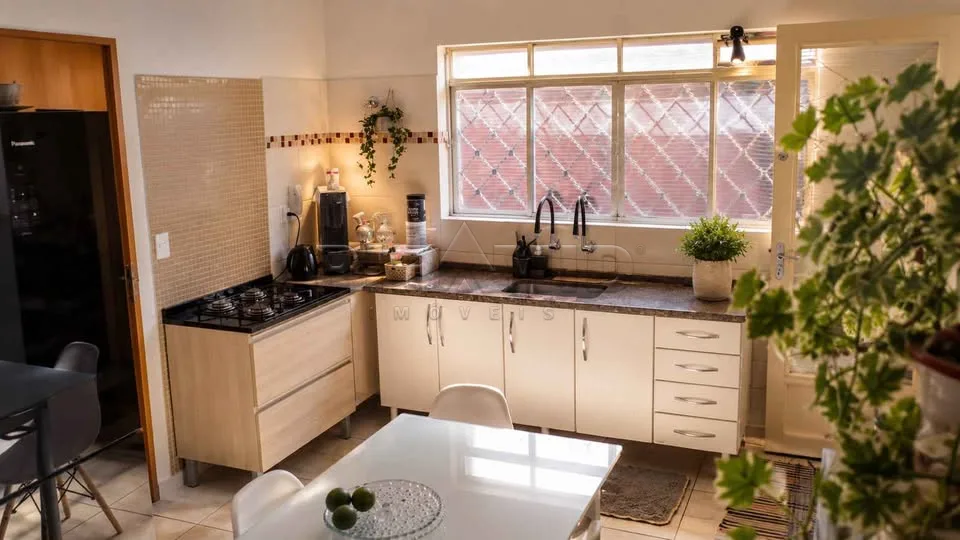 Comprar Casa / Padr&atilde;o em Ribeir&atilde;o Preto R$ 580.000,00 - Foto 4