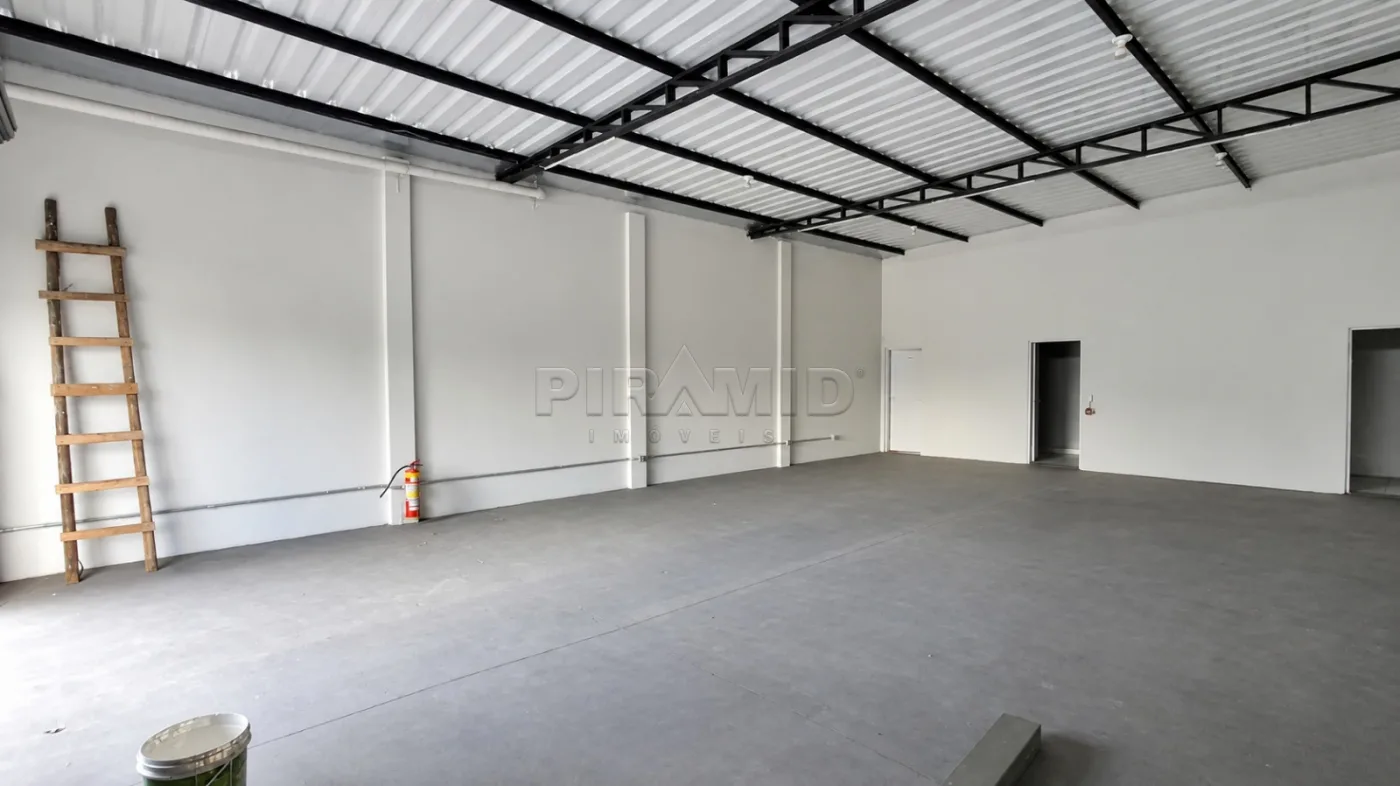 Alugar Comercial / Sal&atilde;o em Ribeir&atilde;o Preto R$ 2.600,00 - Foto 1