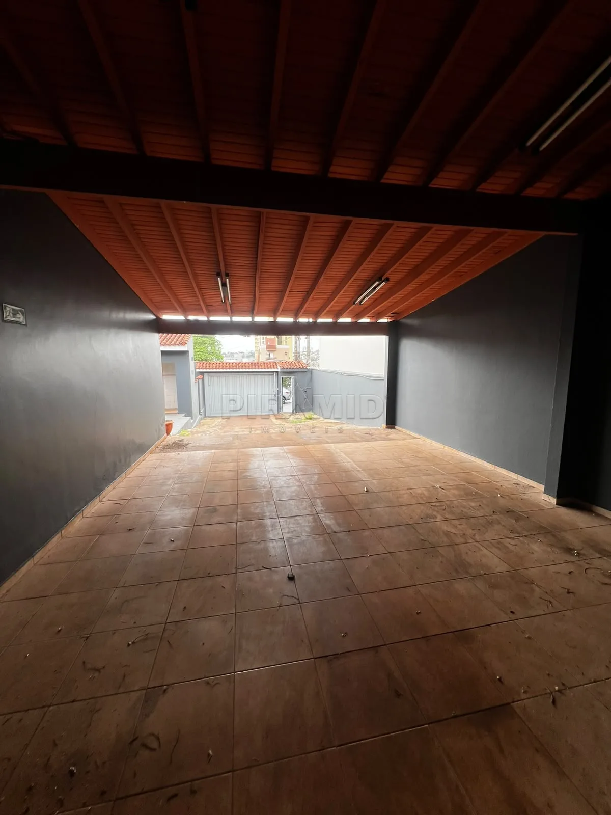 Alugar Casa / Padr&atilde;o em Ribeir&atilde;o Preto R$ 3.500,00 - Foto 2