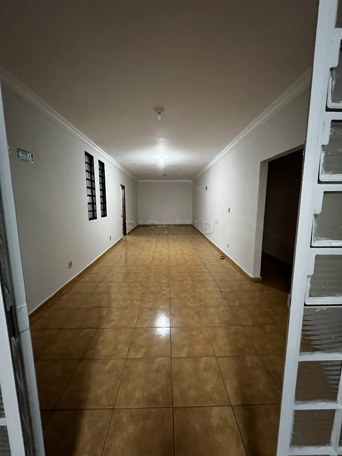 Alugar Casa / Padr&atilde;o em Ribeir&atilde;o Preto R$ 3.500,00 - Foto 6