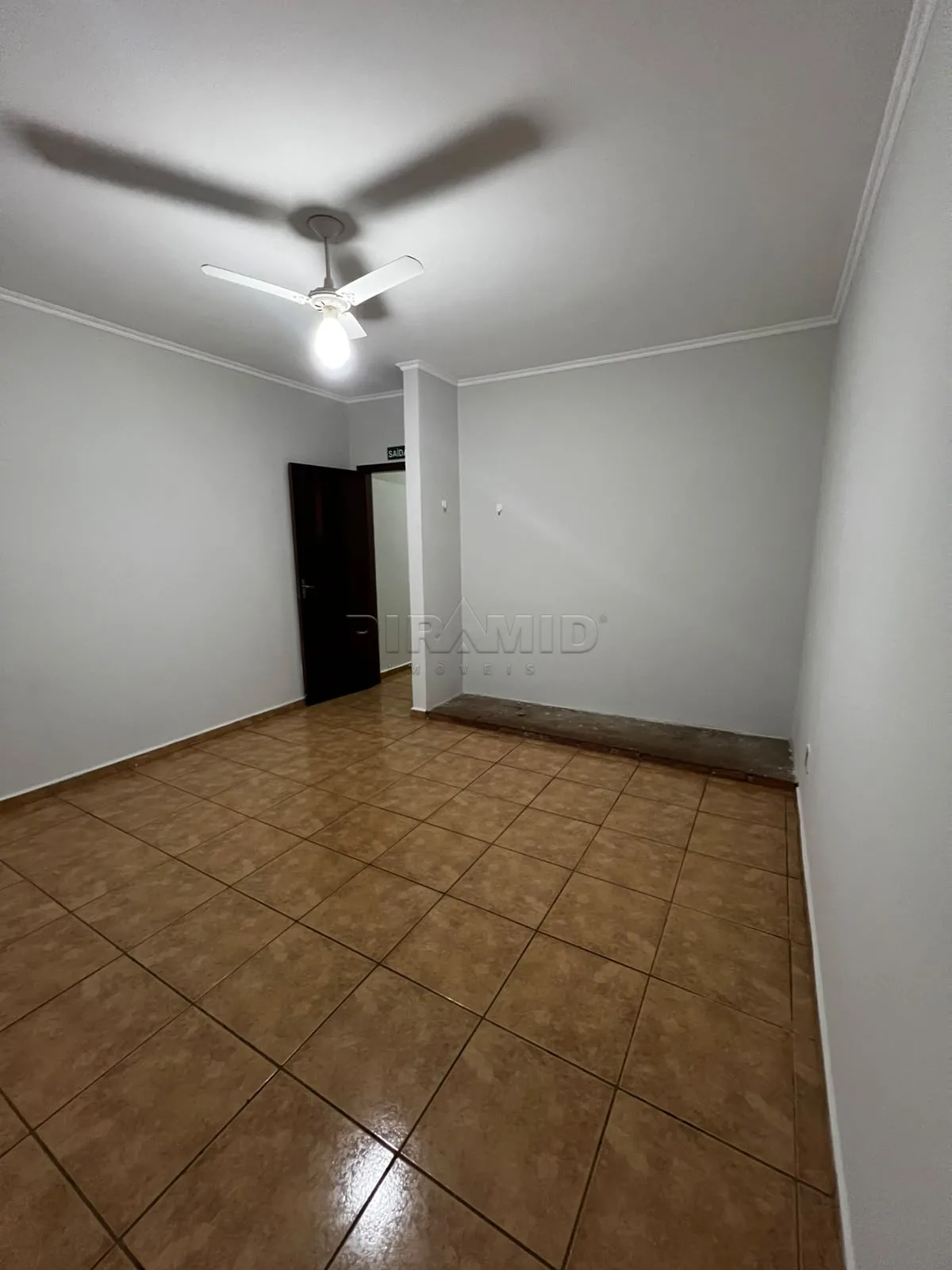 Alugar Casa / Padr&atilde;o em Ribeir&atilde;o Preto R$ 3.500,00 - Foto 7