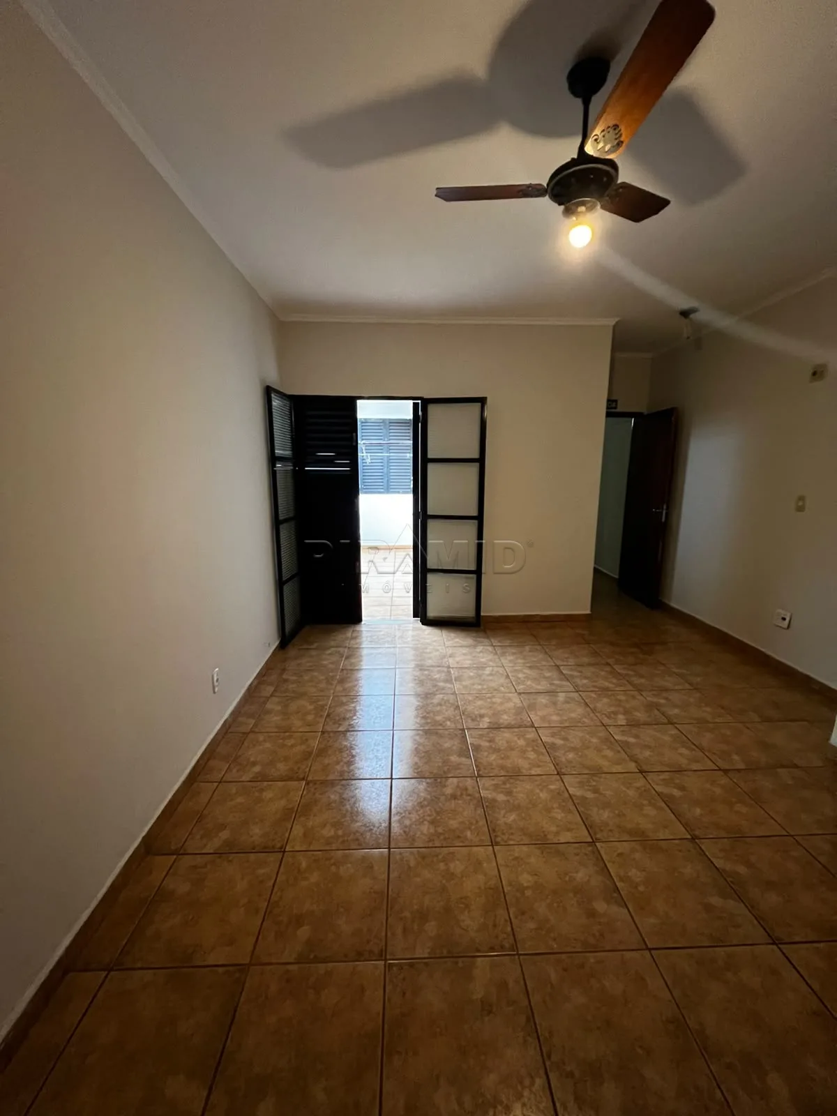 Alugar Casa / Padr&atilde;o em Ribeir&atilde;o Preto R$ 3.500,00 - Foto 9