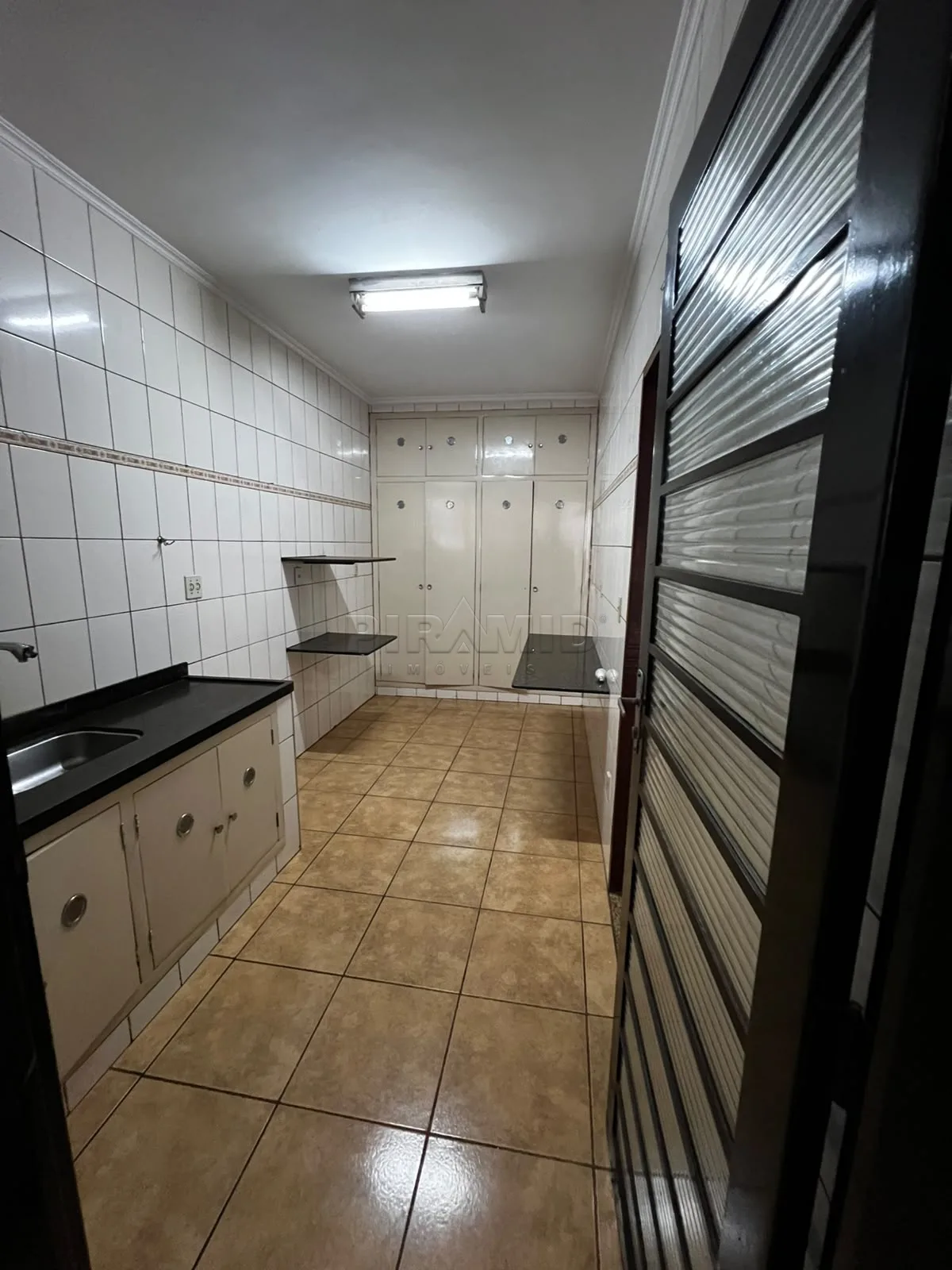 Alugar Casa / Padr&atilde;o em Ribeir&atilde;o Preto R$ 3.500,00 - Foto 18