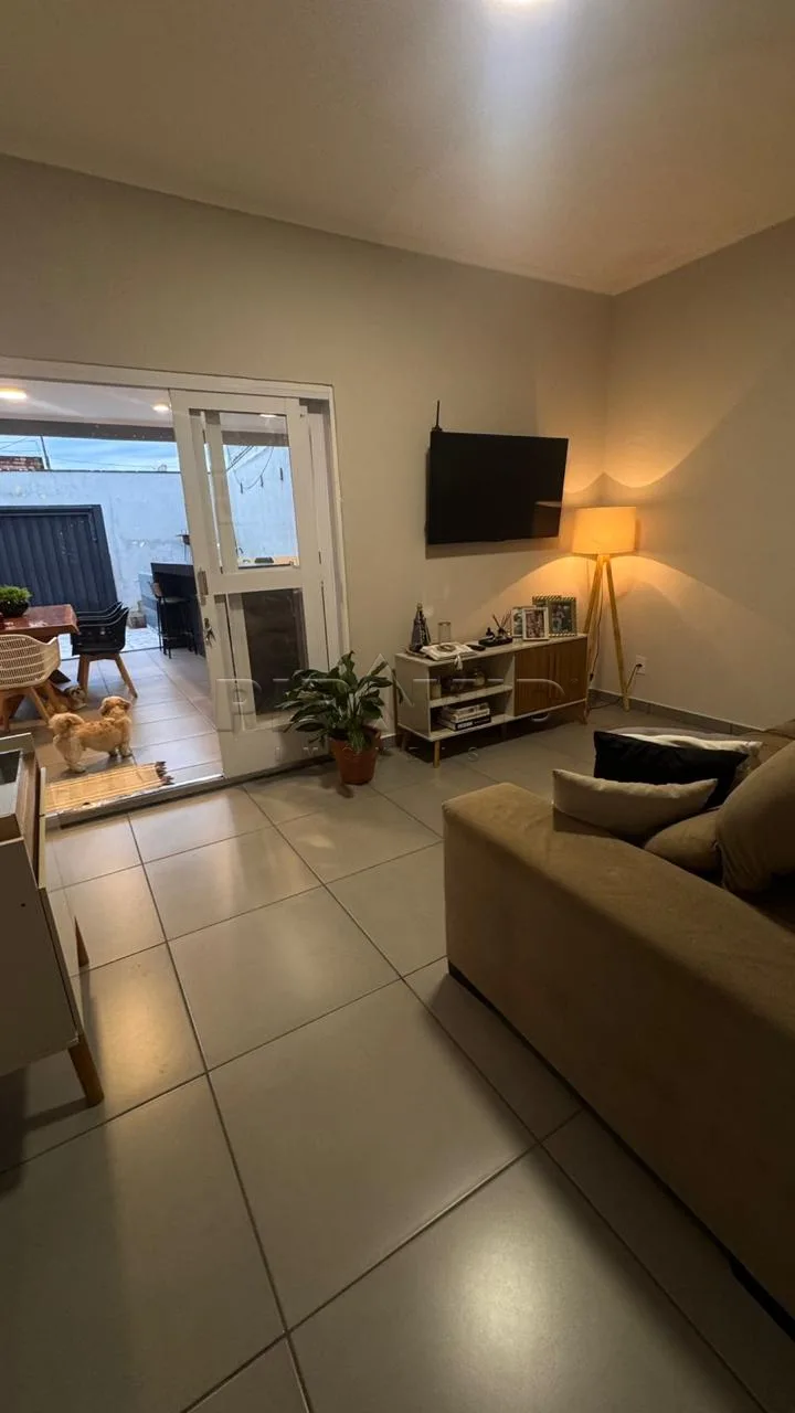 Comprar Casa / Padr&atilde;o em Ribeir&atilde;o Preto R$ 380.000,00 - Foto 1