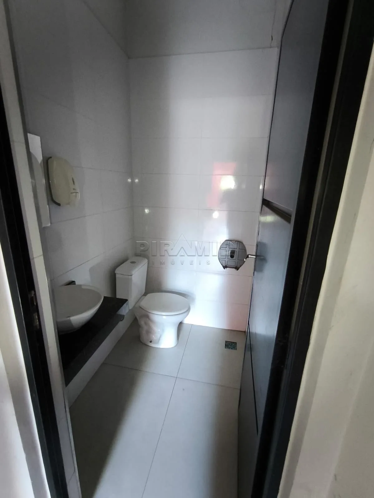 Alugar Comercial / Sal&atilde;o em Ribeir&atilde;o Preto R$ 4.900,00 - Foto 16