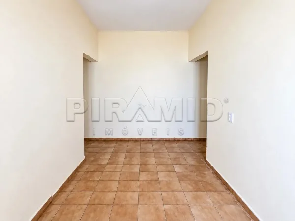 Alugar Casa / Padr&atilde;o em Ribeir&atilde;o Preto R$ 1.550,00 - Foto 4