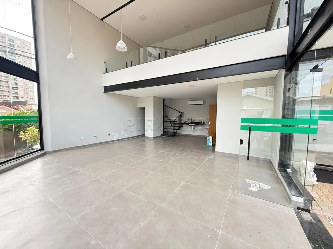 Alugar Comercial / Sal&atilde;o em Ribeir&atilde;o Preto R$ 6.000,00 - Foto 1