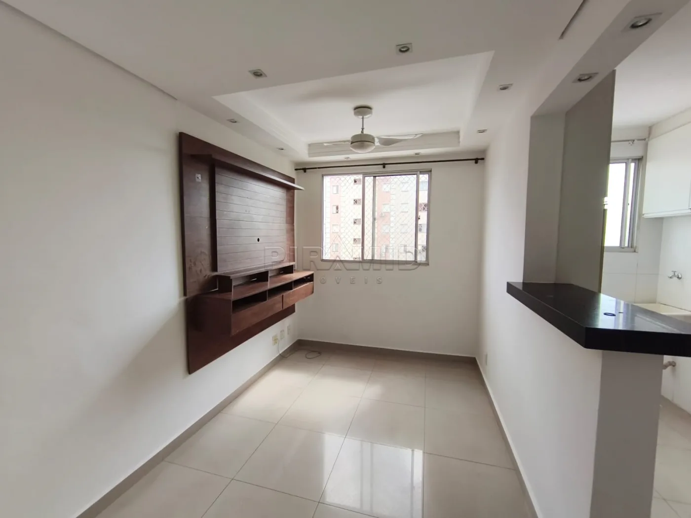 Alugar Apartamento / Padr&atilde;o em Ribeir&atilde;o Preto R$ 1.750,00 - Foto 1