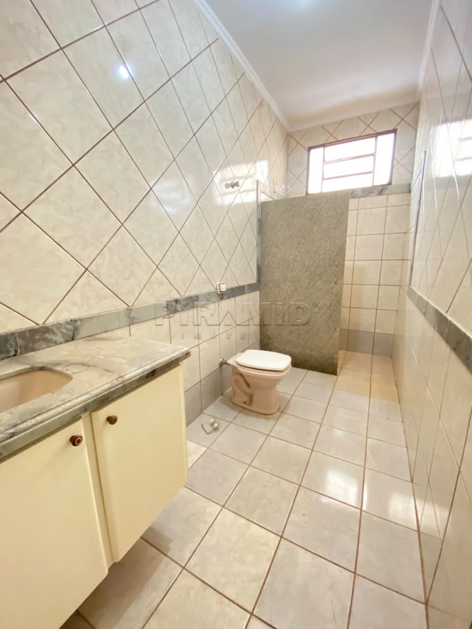 Alugar Casa / Padr&atilde;o em Ribeir&atilde;o Preto R$ 2.650,00 - Foto 11