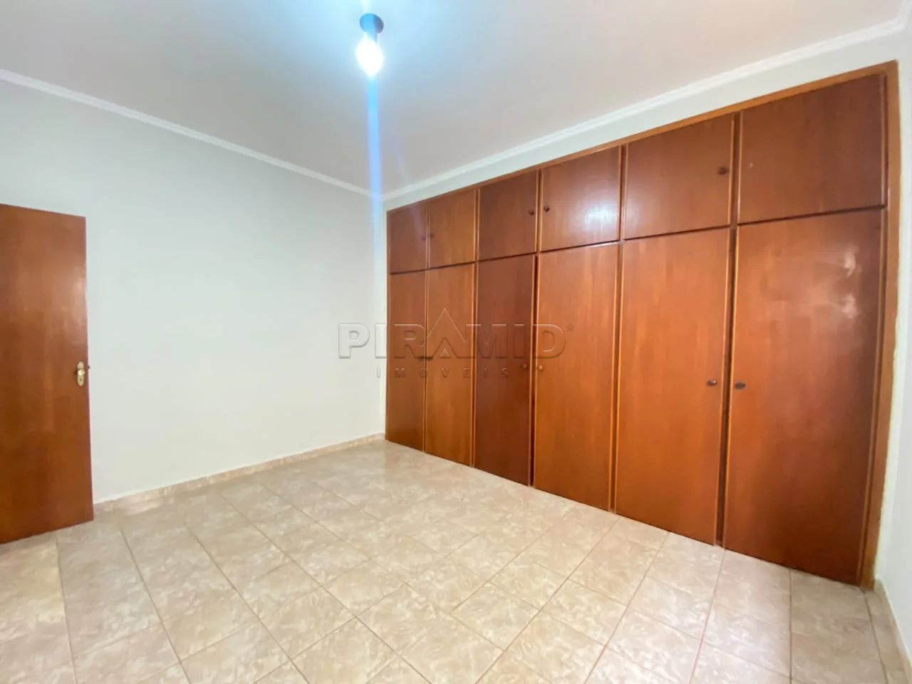 Alugar Casa / Padr&atilde;o em Ribeir&atilde;o Preto R$ 2.650,00 - Foto 12
