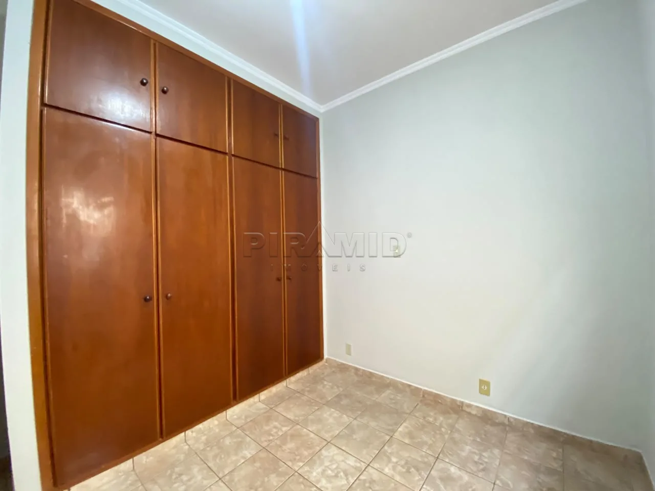 Alugar Casa / Padr&atilde;o em Ribeir&atilde;o Preto R$ 2.650,00 - Foto 19