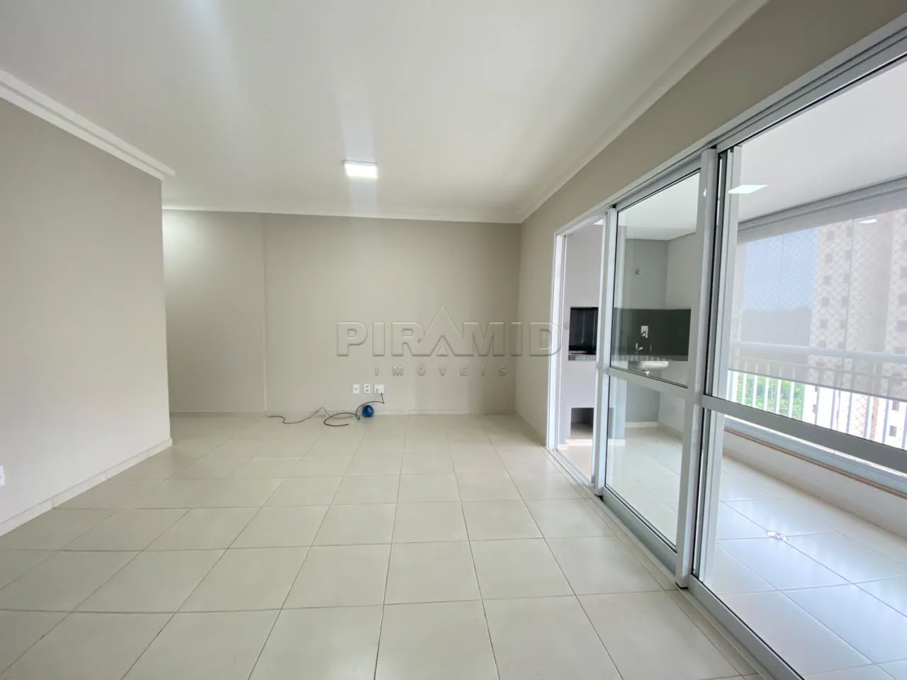 Alugar Apartamento / Padr&atilde;o em Ribeir&atilde;o Preto R$ 3.500,00 - Foto 1