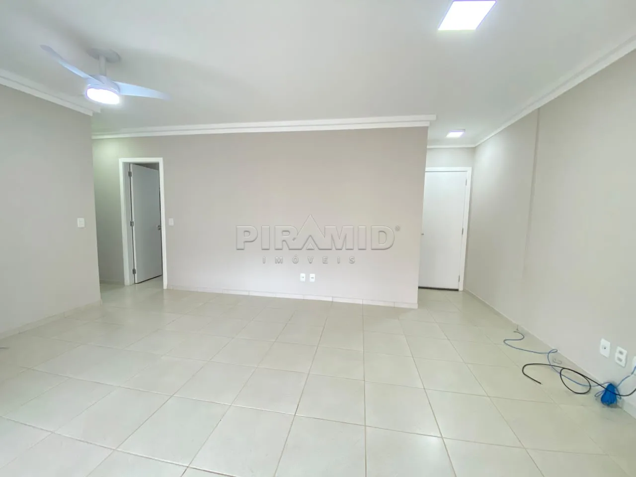 Alugar Apartamento / Padr&atilde;o em Ribeir&atilde;o Preto R$ 3.500,00 - Foto 2